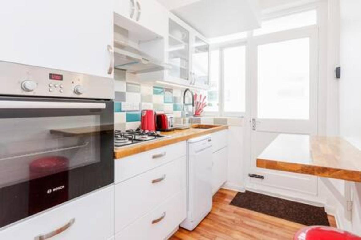 Large 2Bed1.5Bath With Garden In Ovalvauxhall Лондон Екстериор снимка