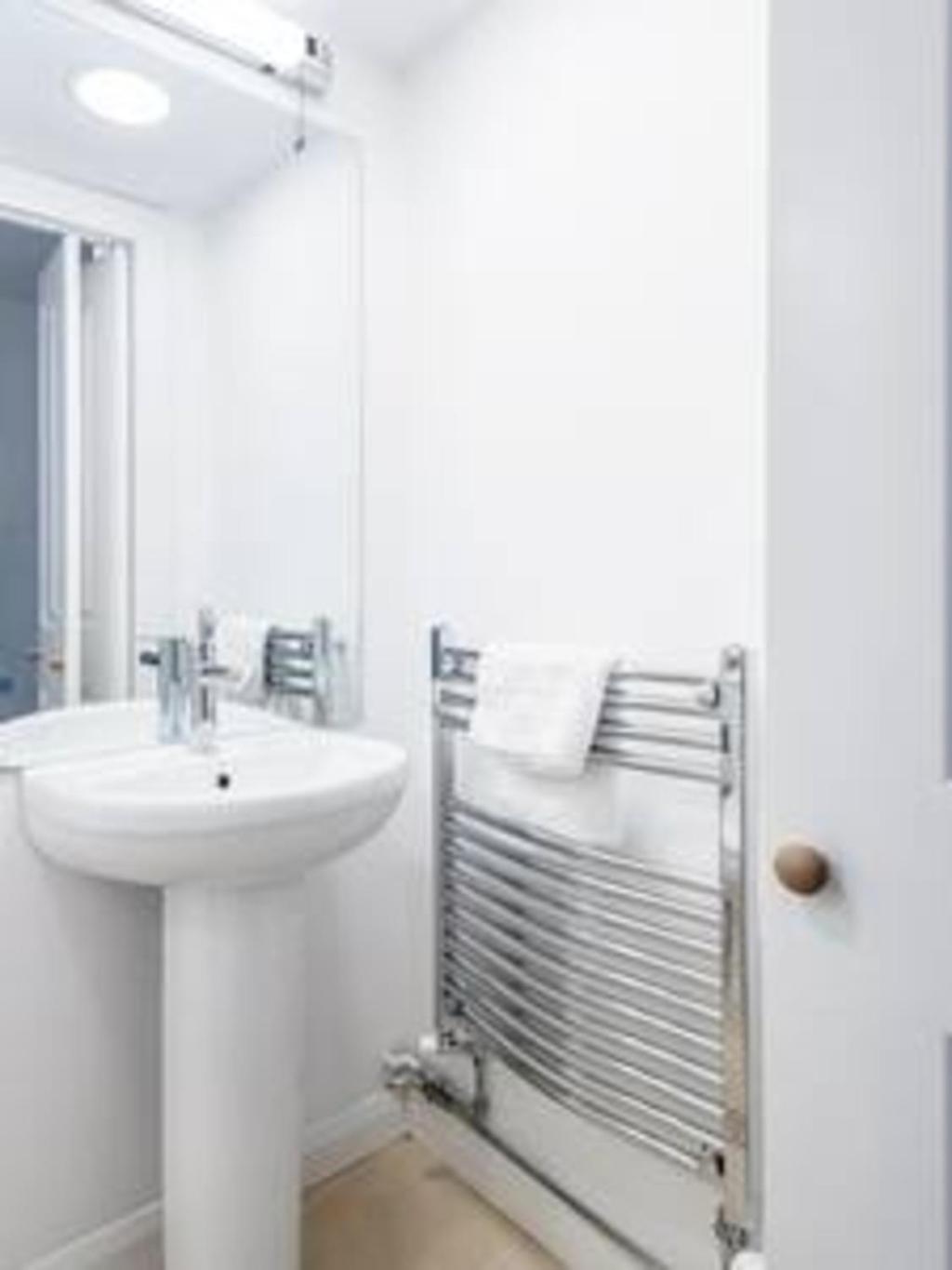 Large 2Bed1.5Bath With Garden In Ovalvauxhall Лондон Екстериор снимка